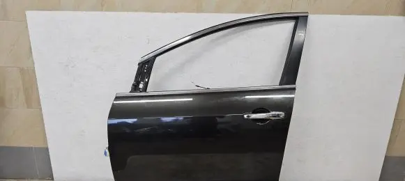 Mazda CX-7 Front door