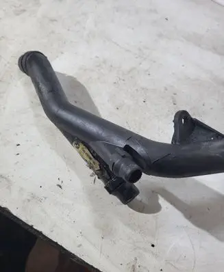 BMW X3 E83 Engine coolant pipe/hose 77873809