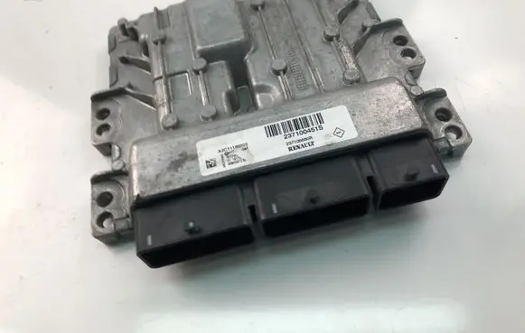 Renault Kangoo II Engine control unit/module 237100451S