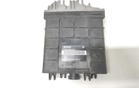 Volkswagen Golf III Engine control unit/module 0261200714 1H0907311C