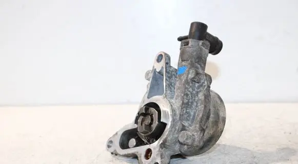 Renault Trafic II (X83) Vacuum pump 146502570R