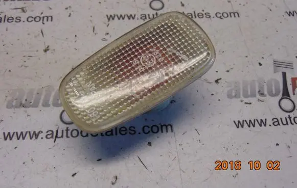 Toyota Corolla Verso E121 Front fender indicator light
