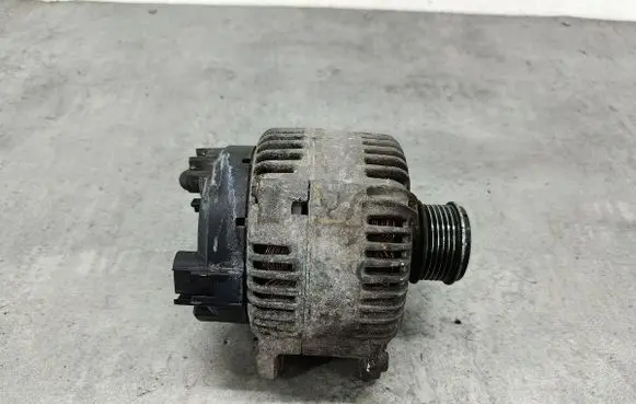 Volkswagen PASSAT B6 Generator/alternator