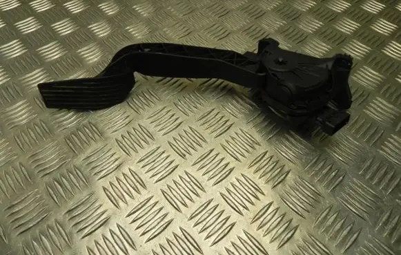Jeep Renegade Accelerator throttle pedal 51942427 T2339