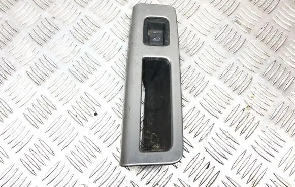 Volvo S40 Electric window control switch 30658449 03451400 65884
