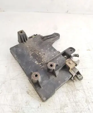Mitsubishi Colt Battery tray MR989182
