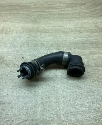 BMW 6 F12 F13 Engine coolant pipe/hose 8375796