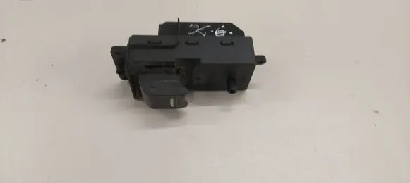 Acura MDX II Rear door window switch trim 