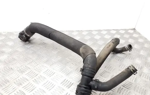 Audi A6 S6 C6 4F Engine coolant pipe/hose 4F0122293A