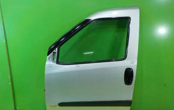 Opel Combo D Front door PRZOD LEWE