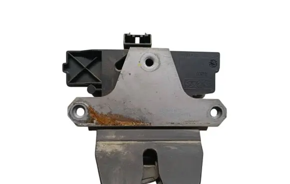 Ford Focus Tailgate/trunk/boot lock/catch/latch 3m51r442a66an