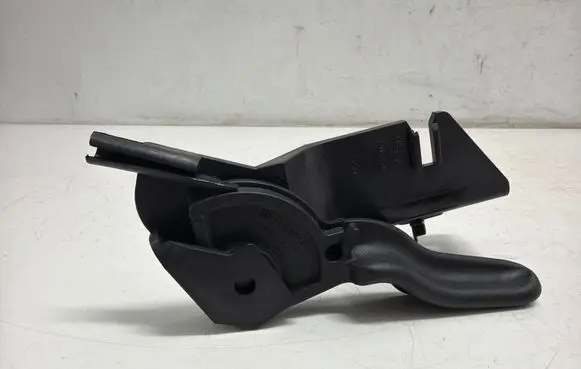 Opel Adam Engine bonnet (hood) release handle 13186912 PA66GF30 511697042