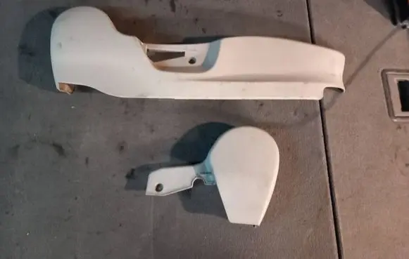 Subaru Legacy Seat trim G21212210 G21212310
