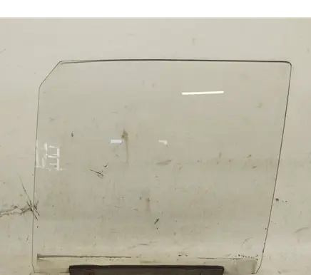 Mercedes-Benz 250 280 W108 Front door window glass four-door 1087250110 A1087250110