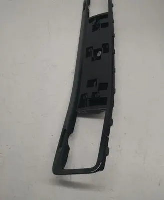 Volkswagen Touareg II Radio/GPS head unit trim 7P2857221
