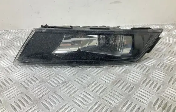 Skoda Superb B8 (3V) Front fog light 3V0941700