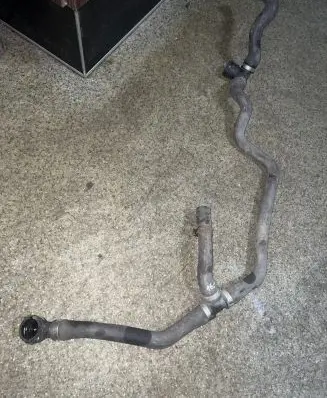 BMW 1 F20 F21 Engine coolant pipe/hose 7503386