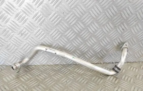 Air conditioning (A/C) pipe/hose