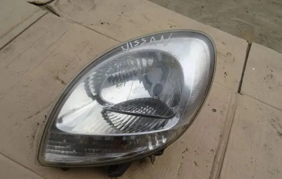 Nissan Kubistar Headlight/headlamp 8200236590 89008685 89008441