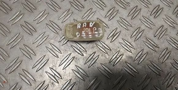 Toyota RAV 4 (XA20) Front fender indicator light 