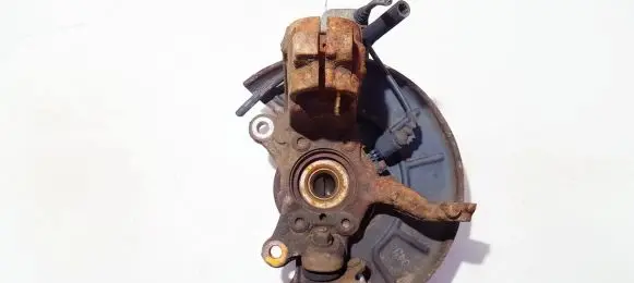 Volkswagen Touran I Front wheel hub