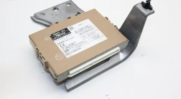 Lexus GS 300 350 430 450H Keyless (KESSY) go control unit/module 8999030110 2325002252