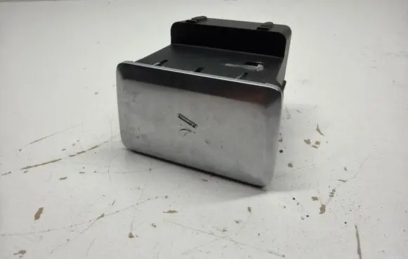 Volvo S80 Ashtray (front) 30672274