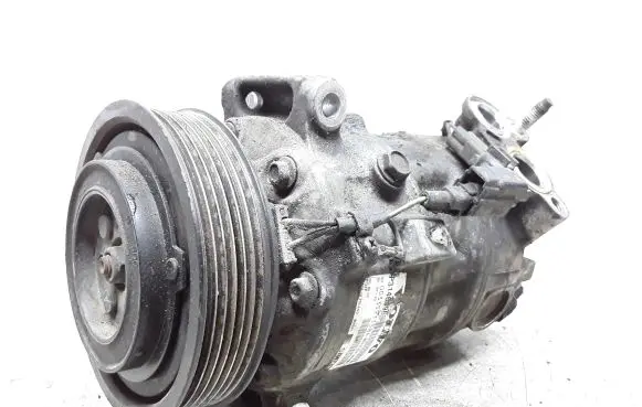 Volvo V70 Air conditioning (A/C) compressor (pump) P31469966