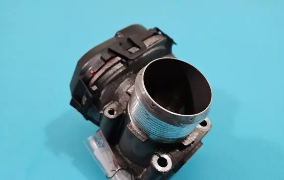 Citroen C4 II Throttle body valve 9807238580 IMPRK1470451
