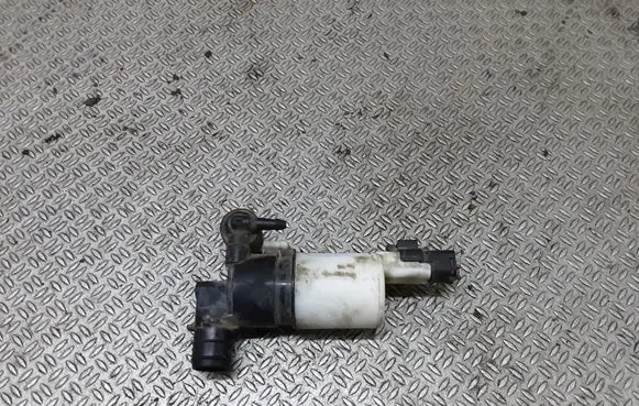 Citroen C4 I Windscreen/windshield washer pump 8200067015