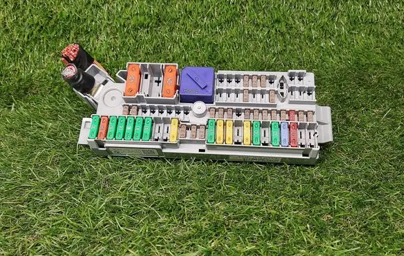 BMW 5 G30 G31 Fuse box set 9350313 6114935031302