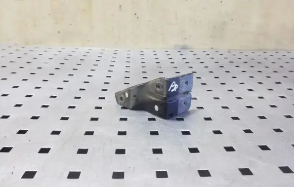 Hyundai ix35 Fender mounting bracket