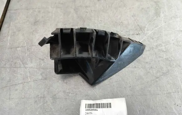 Tesla Model S Front bumper mounting bracket 109549500A