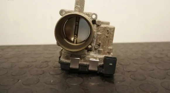 Volkswagen Golf VIII Throttle body valve 03F133062E