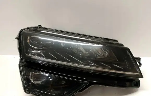 Skoda Karoq Headlight/headlamp 57B941016D