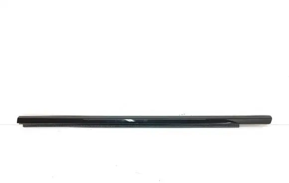 BMW 4 G22 G23 G24 G26 Front door glass trim molding 7482959