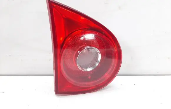 Volkswagen Golf V Tailgate rear/tail lights