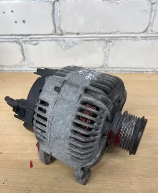 Audi A6 S6 C6 4F Generator/alternator 03G903016A 2542827A 704011548