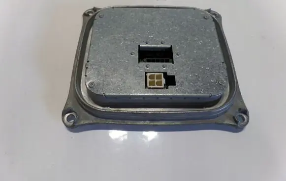 Audi R8 42 Xenon control unit/module 1307329206R8