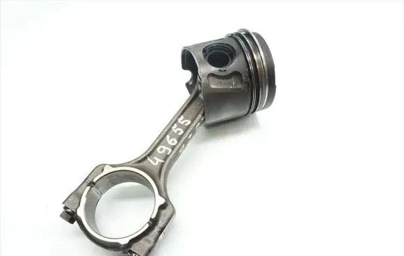 Opel Astra H Piston with connecting rod 