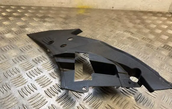 Audi A6 S6 C8 4K Engine bonnet/hood lock trim molding 4K0805285