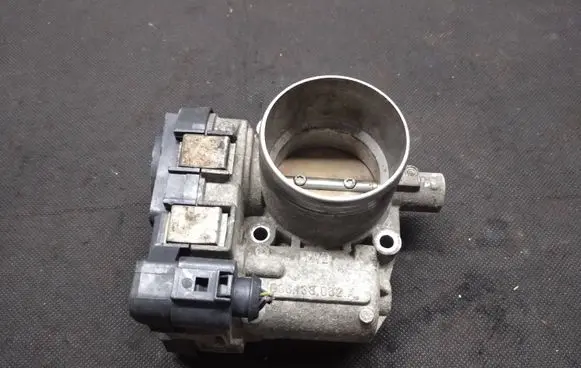Audi A3 S3 8P Throttle valve 038133062A