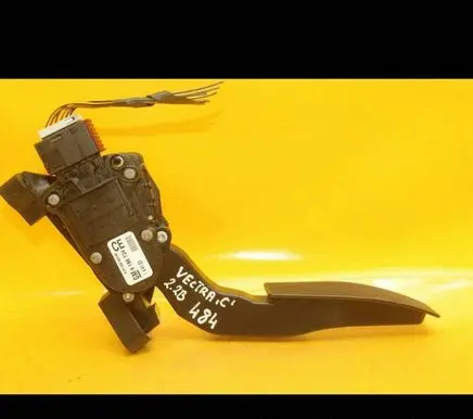 Opel Vectra C Accelerator throttle pedal 9186724 6PV00832200
