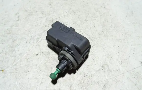 Audi A4 S4 B7 8E 8H Headlight level adjustment motor 1J0941295F