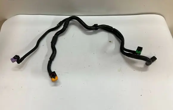 Mazda 3 III Fuel line pipe 