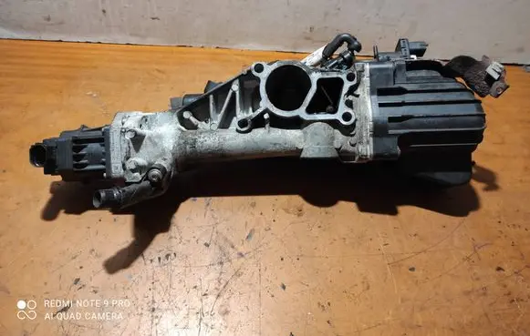 Opel Insignia A EGR valve 55566052
