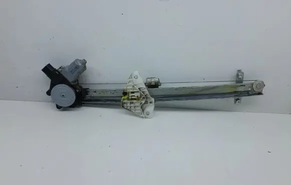 Subaru XV I Front door window regulator with motor