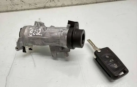 Volkswagen Golf VII Ignition lock 1K0905851