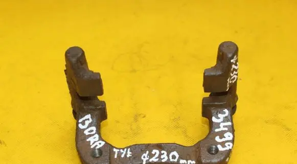 Volkswagen Bora Brake caliper pad carrier rear 