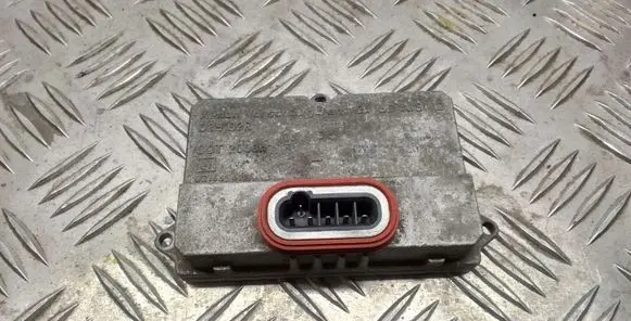 Mercedes-Benz E W211 Headlight ballast module Xenon 5DV00829000